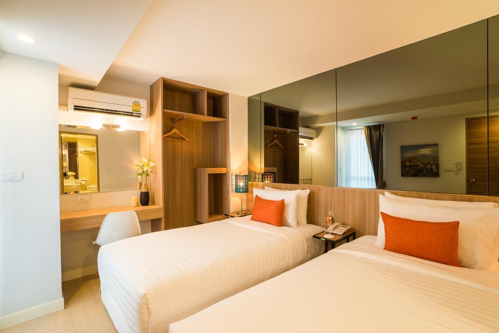 Beyond Suite Bangkok Exterior photo